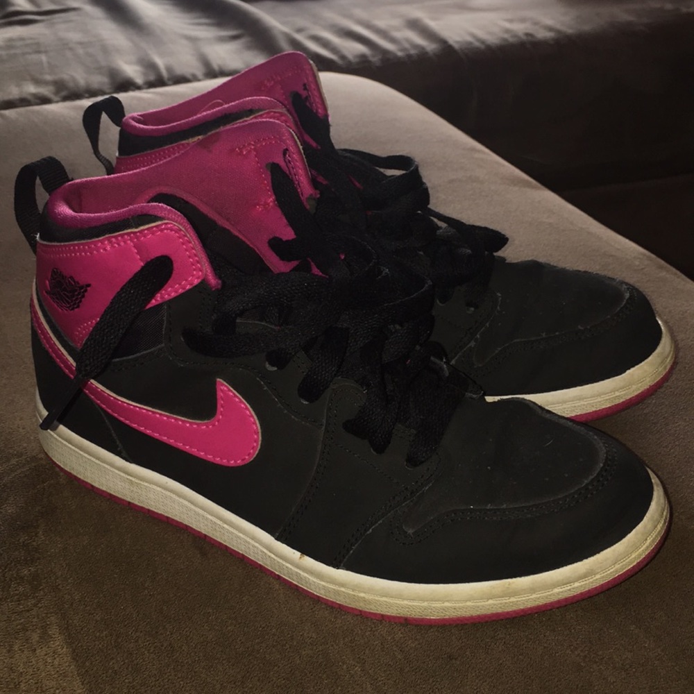 Girls Nike Air Jordan Sneakers